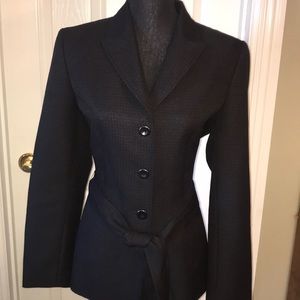 LeSuit Black Pant Suit with Belt on jacket